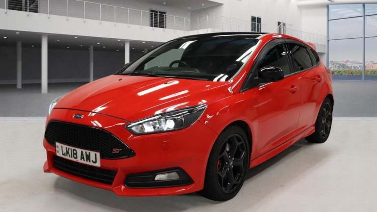 2018 Ford Focus 2.0T EcoBoost ST-3 Navigation 5dr HATCHBACK PETROL Manual