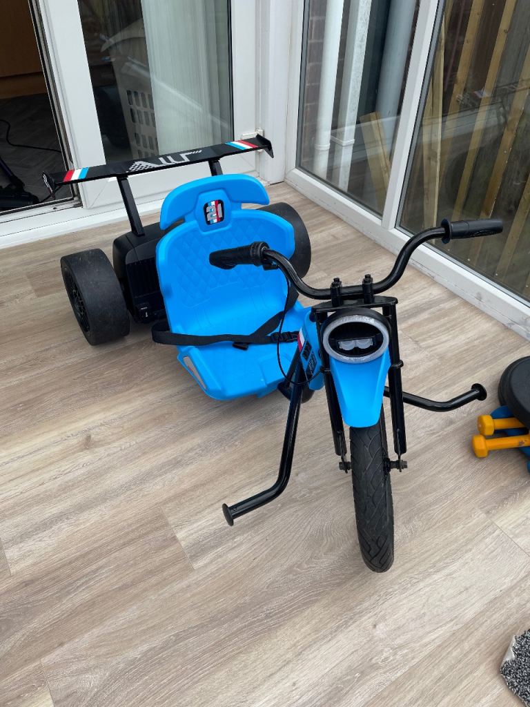 Kids Electric Ride-On Drift Trike - Blue, Good Condition