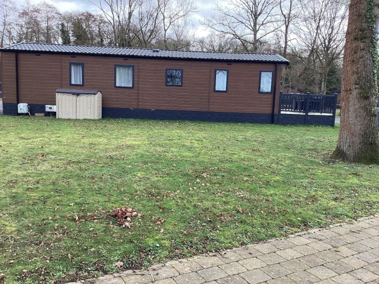 Sited lodge for sale