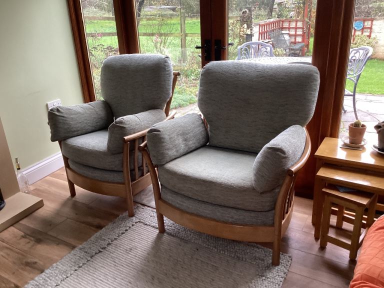 ERCOL , Renaissance . x 2