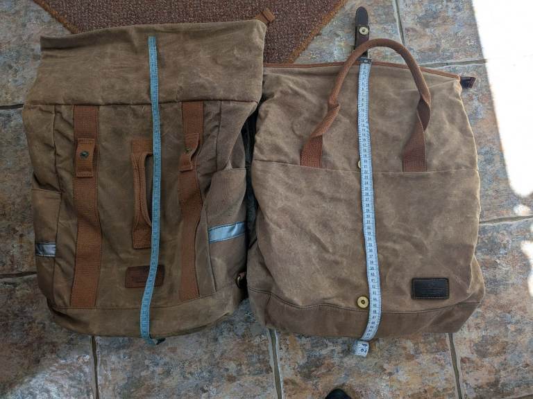 2 pannier bags