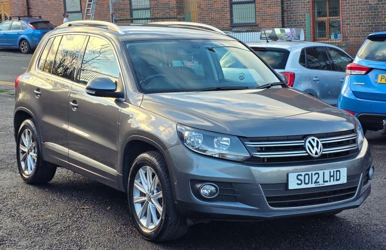 2012 Volkswagen Tiguan 2.0 TDi BlueMotion Tech SE 5dr ESTATE DIESEL Manual