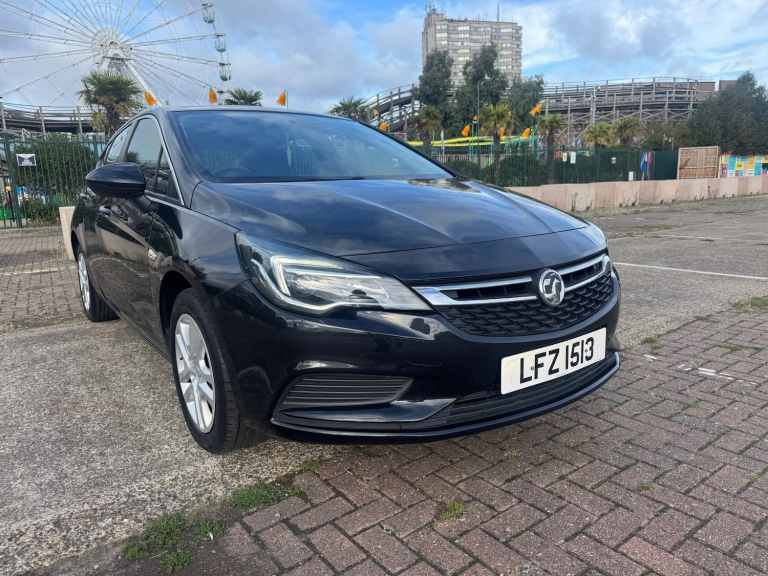 2016 Vauxhall Astra 1.4i 16V Design 5dr HATCHBACK Petrol Manual