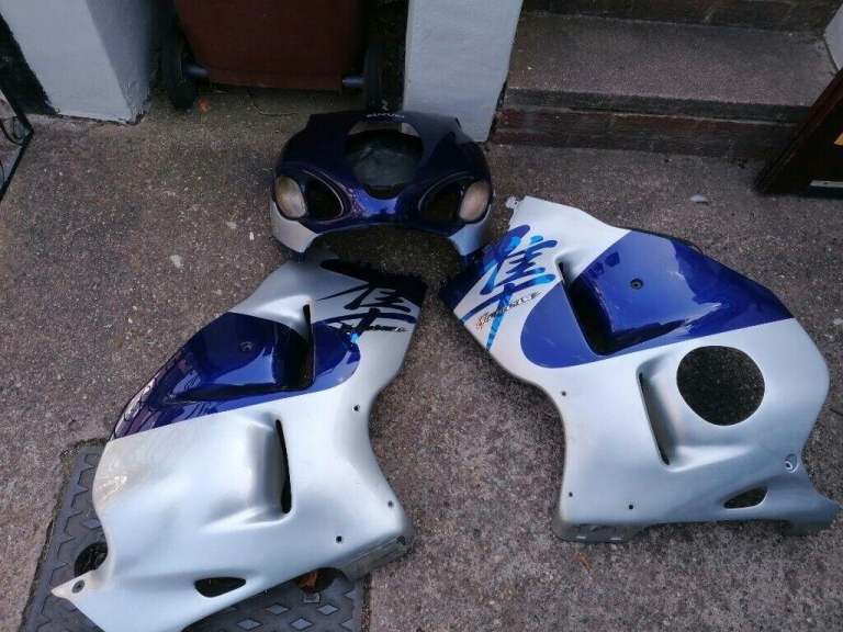 Hayabusa fairing 1gen 