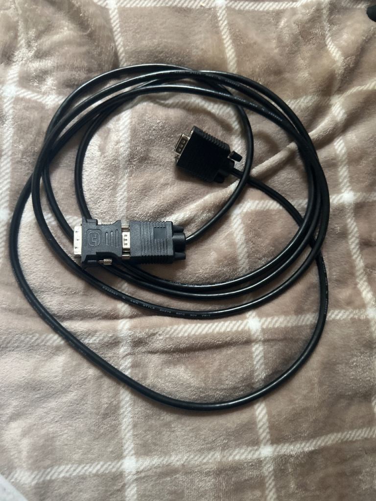 Black VGA Cable with DVI Adapter – Good Condition