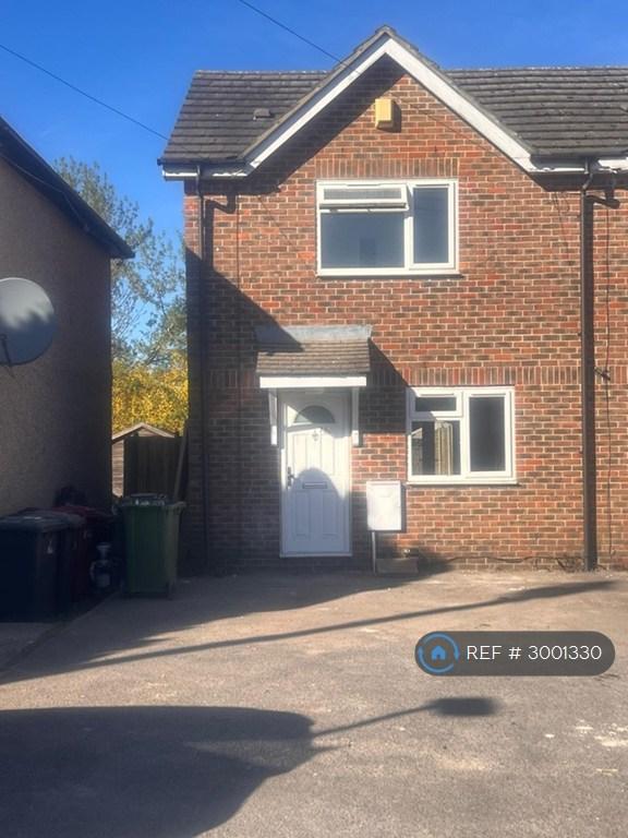 2 bedroom house in Meadfield Road, Slough, SL3 (2 bed) (#3001330)