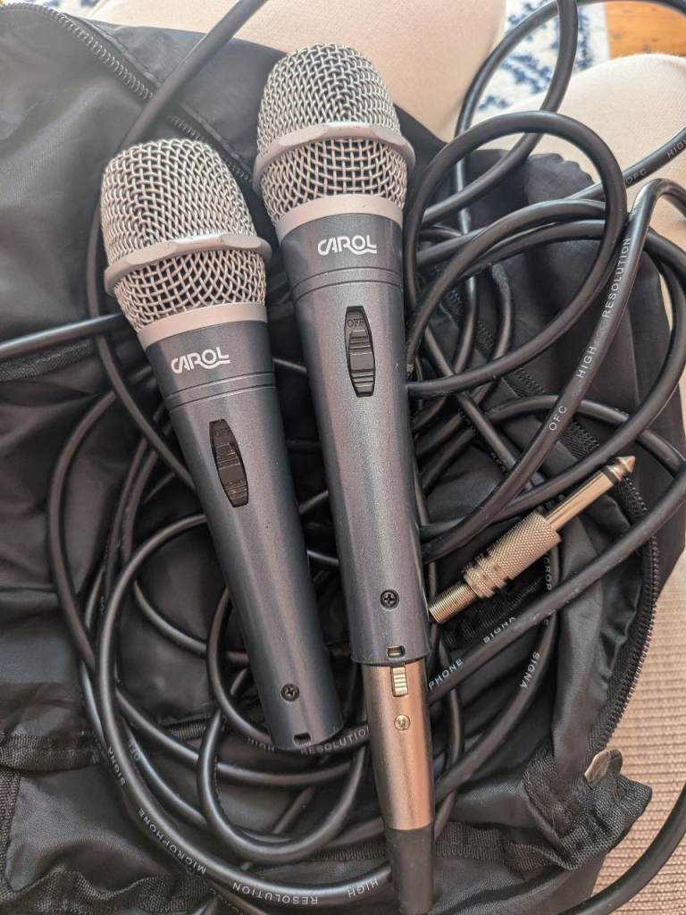 Pair of CAROL Microphones with Cable – Good Condition
