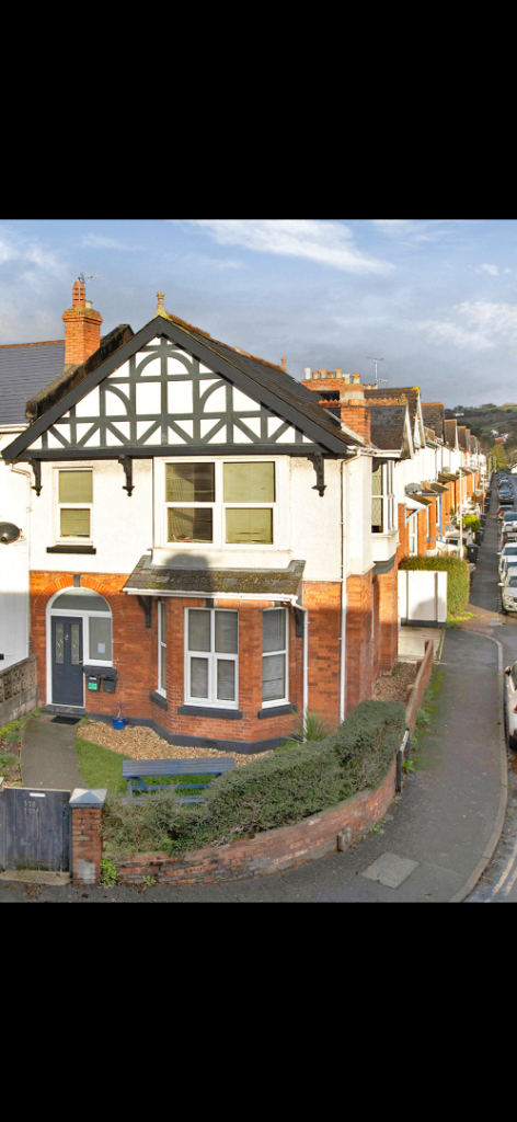 Rare Find: 2‑Bed Flat with Private Parking Space