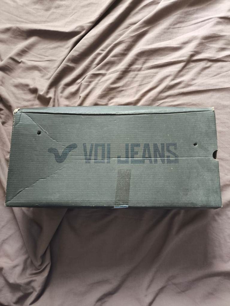 Mens Voi Jeans Trainers