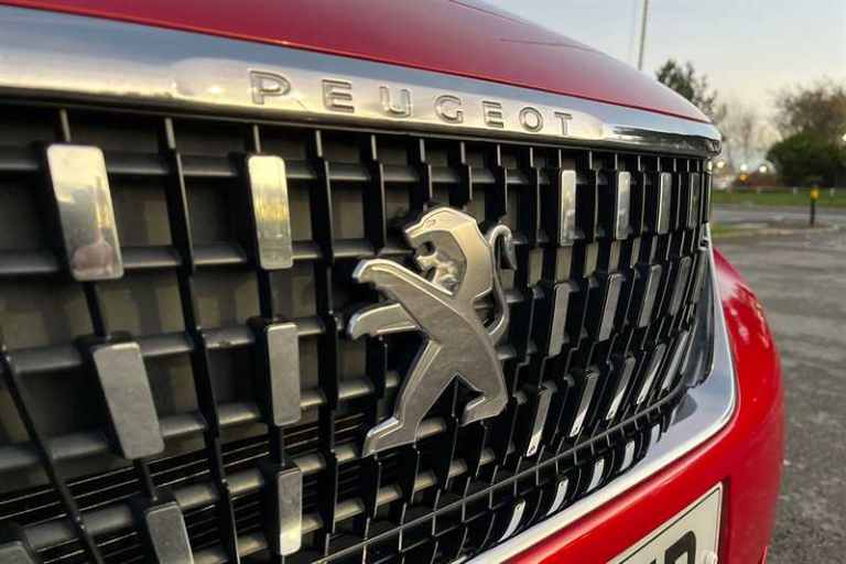 2018 Peugeot 3008 1.5 BlueHDi Allure SUV 5dr Diesel Manual Euro 6 (s/s) (130 ps) SUV Diesel Manual