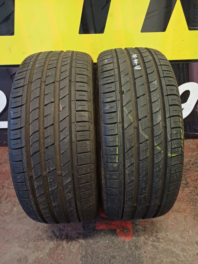 2x 215 40 18 Nexen Tyres