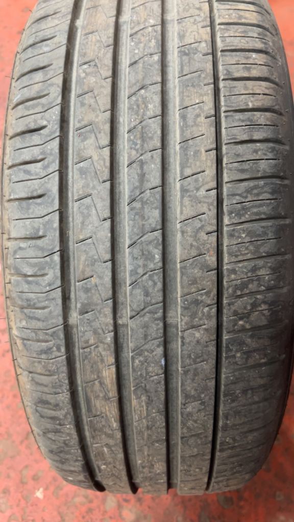 2x 215/50/17 95W Mid Range Falken Tyres 