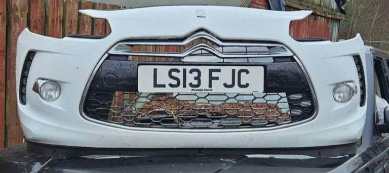 Citreon ds3 front bumper