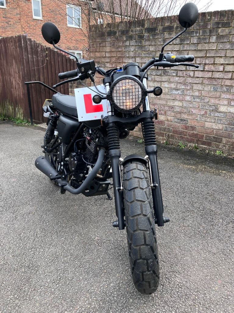 2002 Mutt FSR 125 (showroom condition)