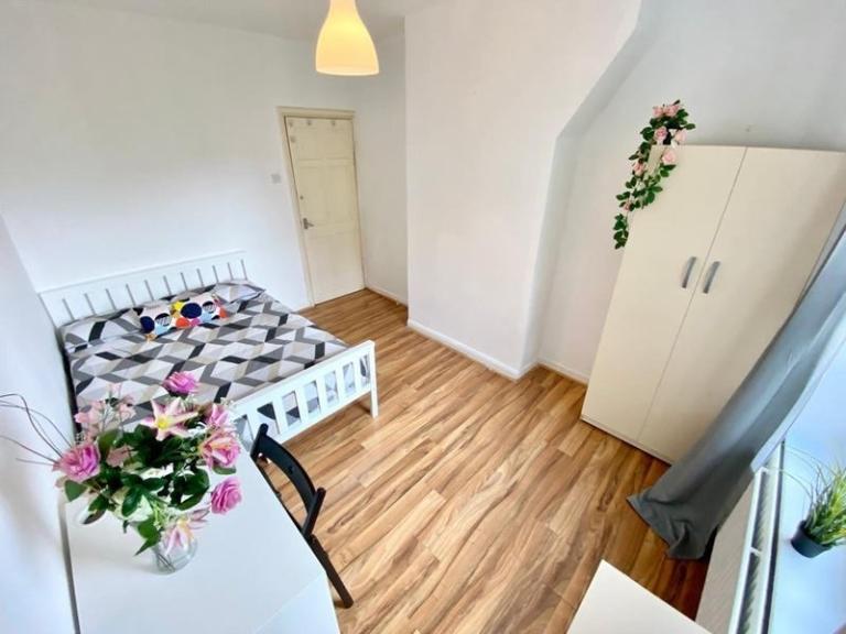 💫Double Room for Rent – Oval, SE11🌿 | All Bills Incl!!