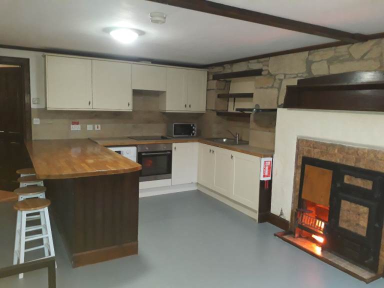 Charing Cross G3 7DR. 4/5 Bed HMO Furnished Ground Floor Flat