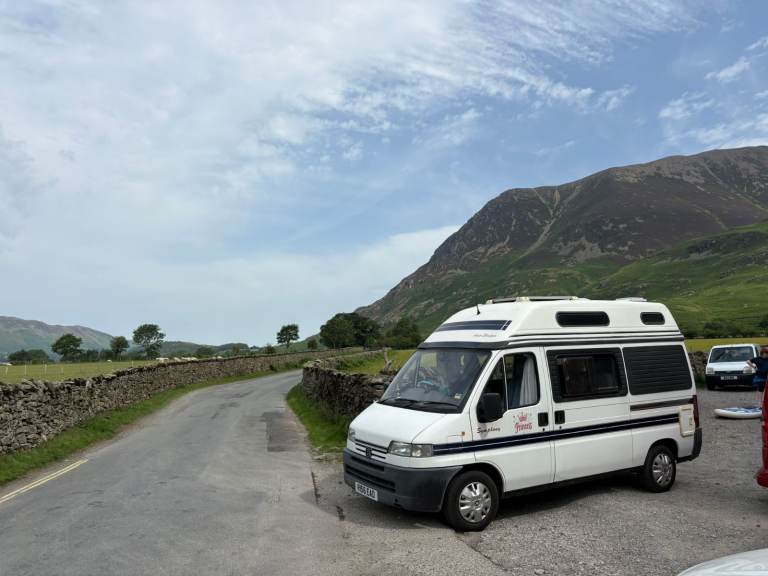 Autosleeper Symphony Motorhome Peugeot Boxer 2L petrol 1998 11 months MOT low mileage