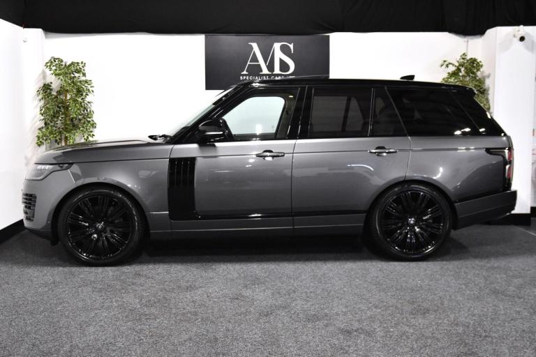 2019 Land Rover Range Rover 4.4 SDV8 Autobiography 4dr Auto ESTATE PETROL Automatic