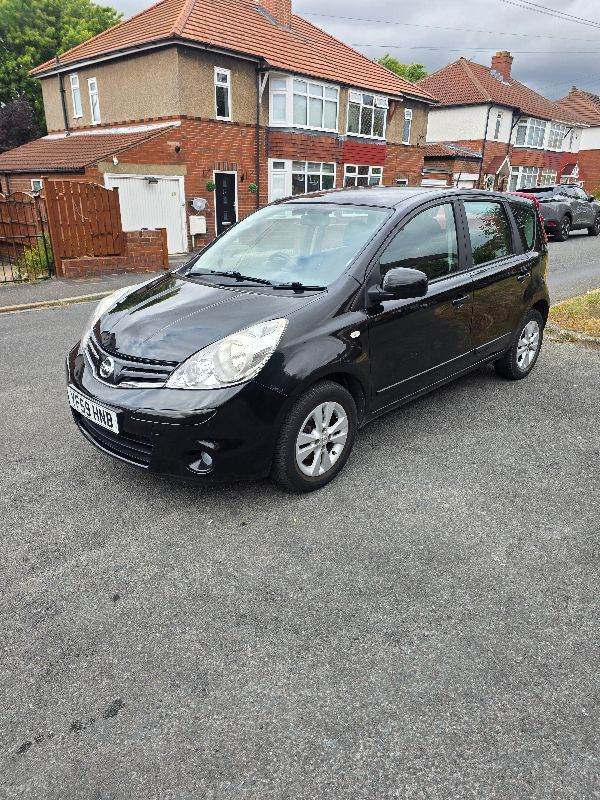 Nissan note