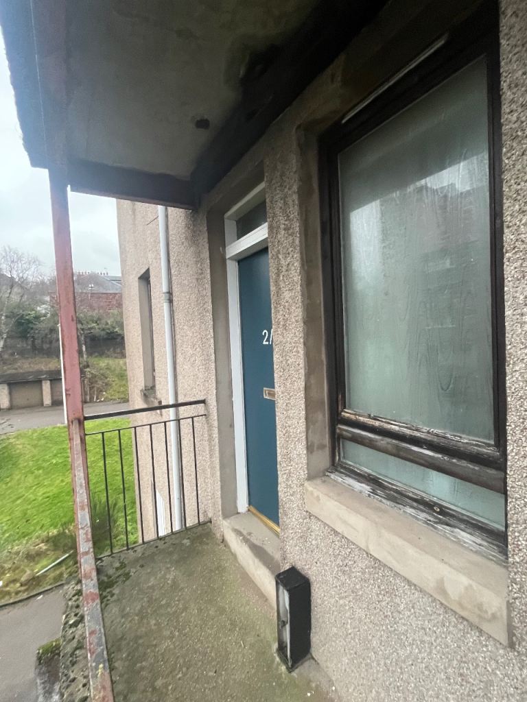 One bedroom flat for rent in Gardners Lane 