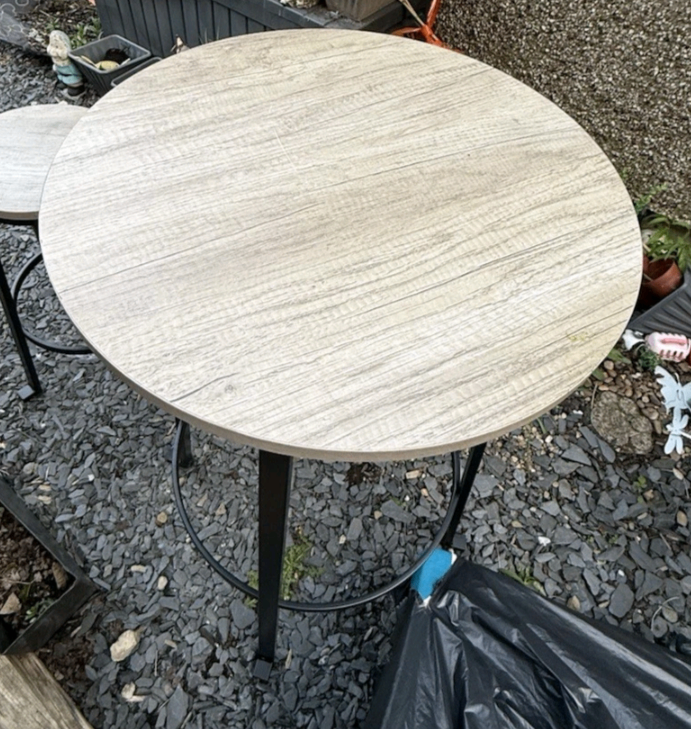 Bar table / high table / cocktail table