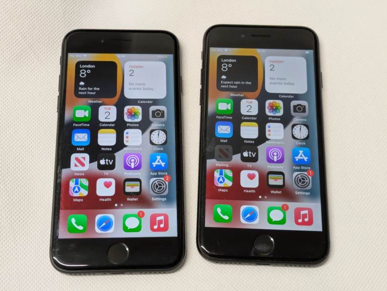 Unlocked iPhone 7 32GB £50 each - Cheap phone for work, business, personal use 