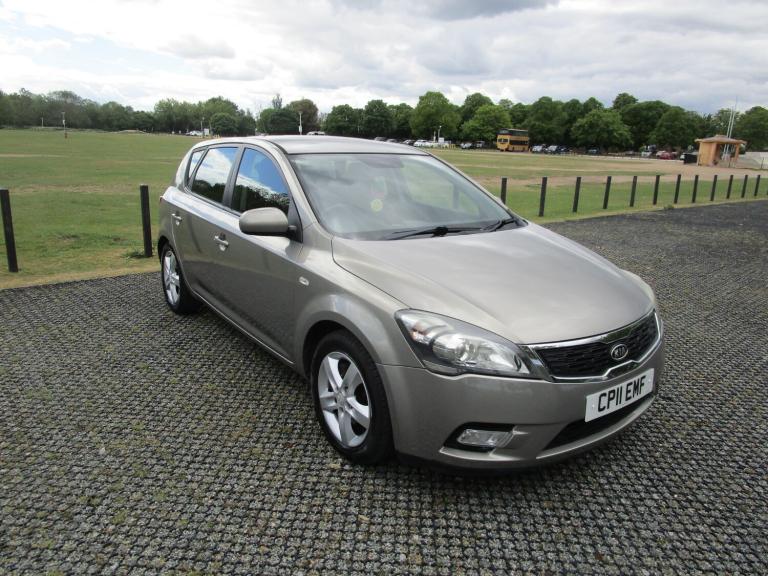 2011 Kia Ceed 1.6 2 5 door Auto Petrol Automatic HATCHBACK Petrol Automatic