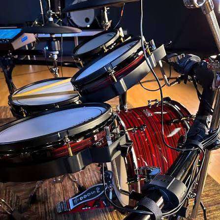 Alesis strata prime