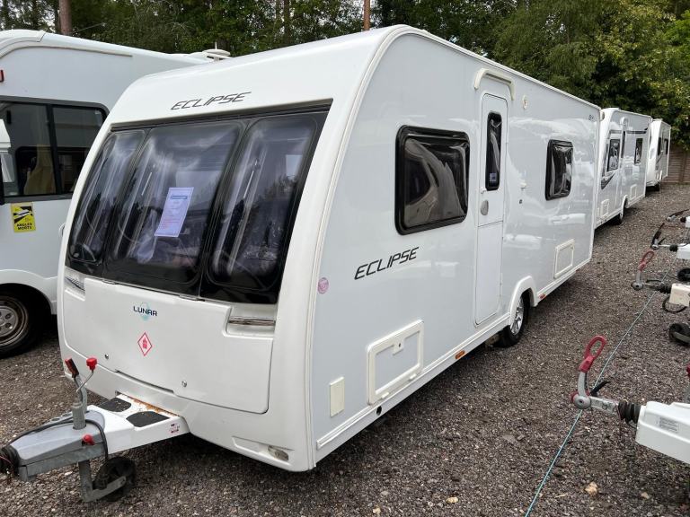 Lunar ECLIPSE 19/4 2014 - 4 BERTH - FIXED BED  - MOTOR MOVER