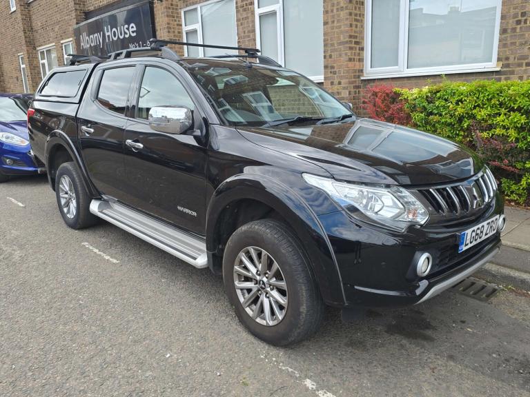 2018 Mitsubishi L200 2.4 L200 Warrior DI-D Auto 4WD Pickup Diesel Automatic