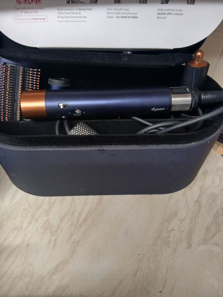 Dyson Airwrap Multi-Styler – Blue/Copper, Good Condition