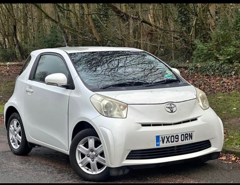 Toyota, IQ, Hatchback, 2009, Manual, 998 (cc), 3 doors