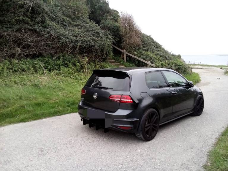 WA.NTED SET OF WHEELS WITH TYRES