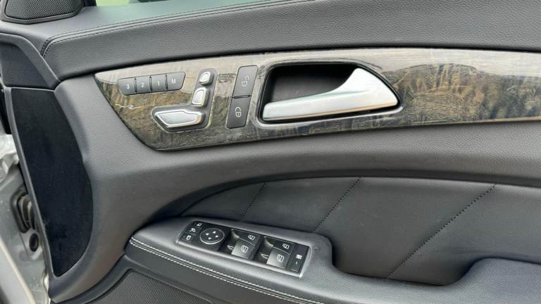 Mercedes-Benz CLS Amg Premium 350D 3.0 diesel 2017 automatic 