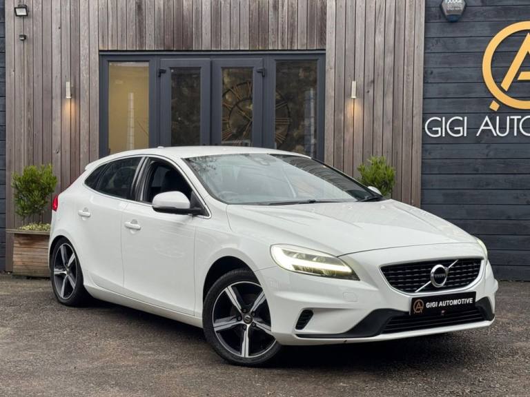 2016 Volvo V40 2.0 T2 R-Design Hatchback 5dr Petrol Manual Euro 6 (s/s) (122 ps) Hatchback Petrol...