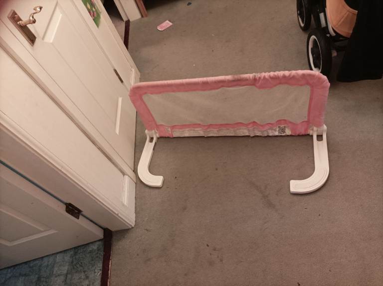 Bed rail