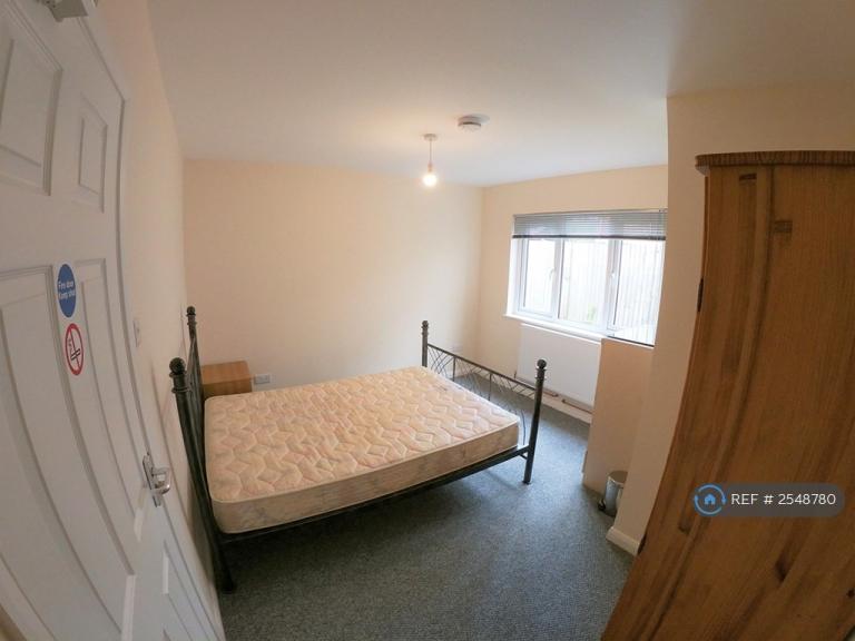 1 bedroom in Tower Road, Ware, SG12 (#2548780)