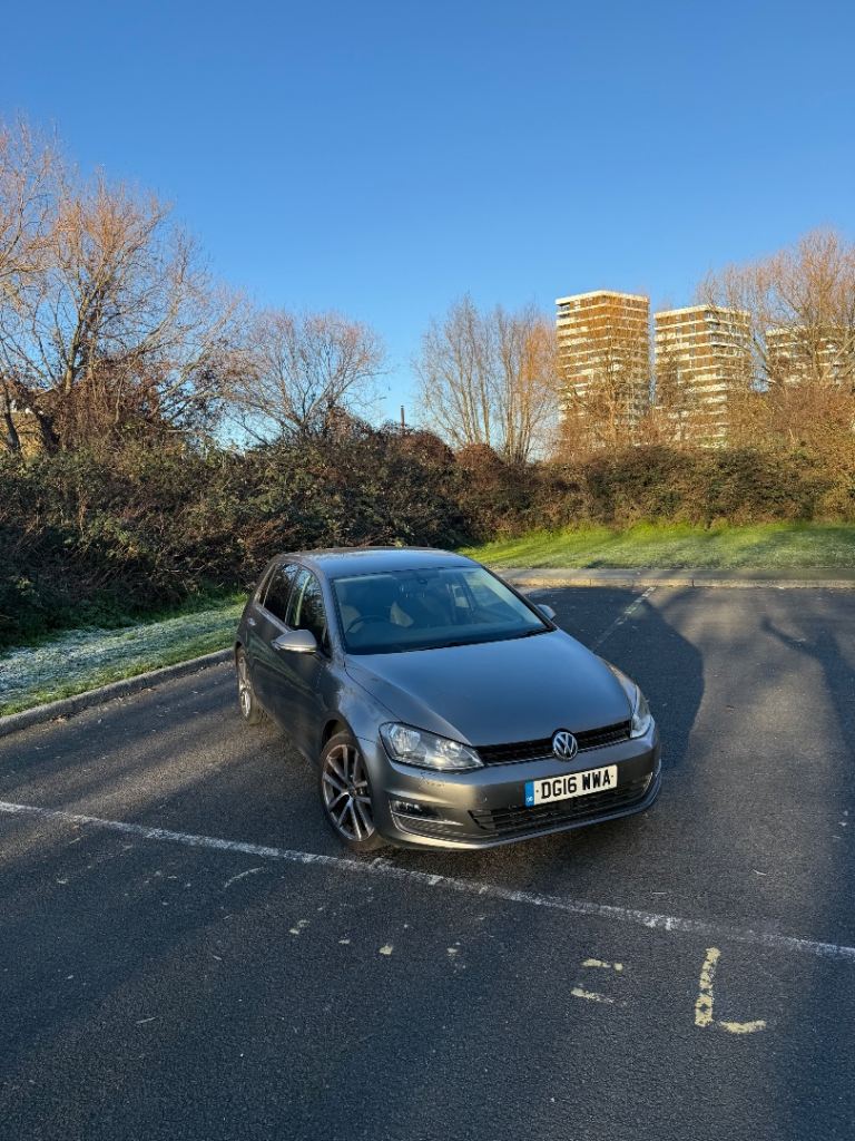 2016 Volkswagen Golf TSI BlueMotion Hatchback, Semi-Auto, 1598 (cc), 5 doors