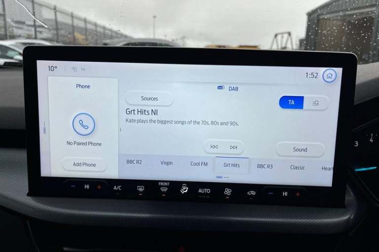 2022 Ford Focus 1.0 EcoBoost Active 5dr - 13.2 INCH DISPLAY, FRONT &amp; REAR SENSORS, CRUISE C H...