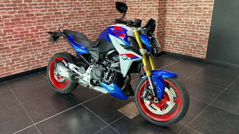 2025 BMW F900 F900 R (20MY) ROADSTER PETROL Manual