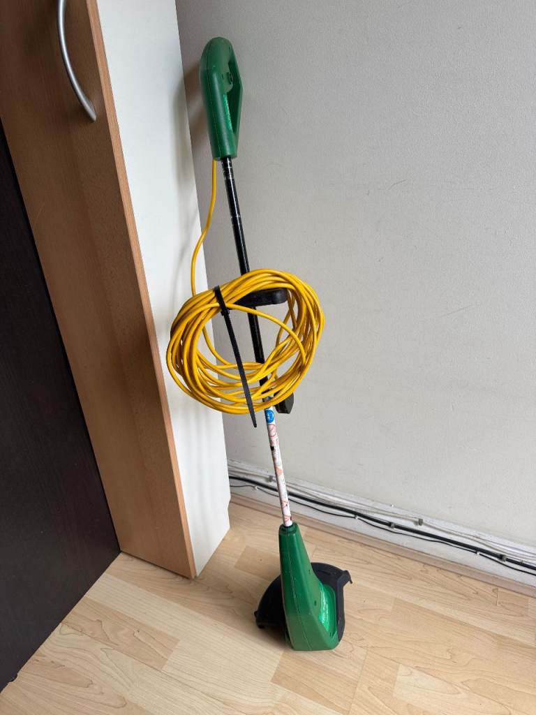 Performance Power Grass Trimmer Machine Green 250w/10000/min