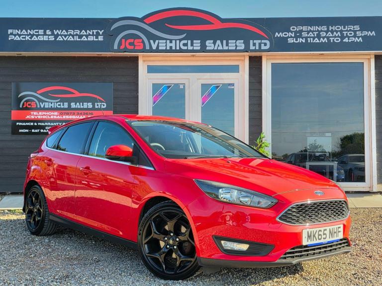 2015 Ford Focus 1.0T EcoBoost Zetec Euro 6 (s/s) 5dr HATCHBACK Petrol Manual