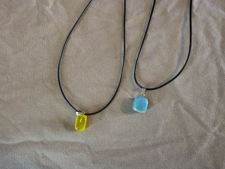 Natural stone necklaces 