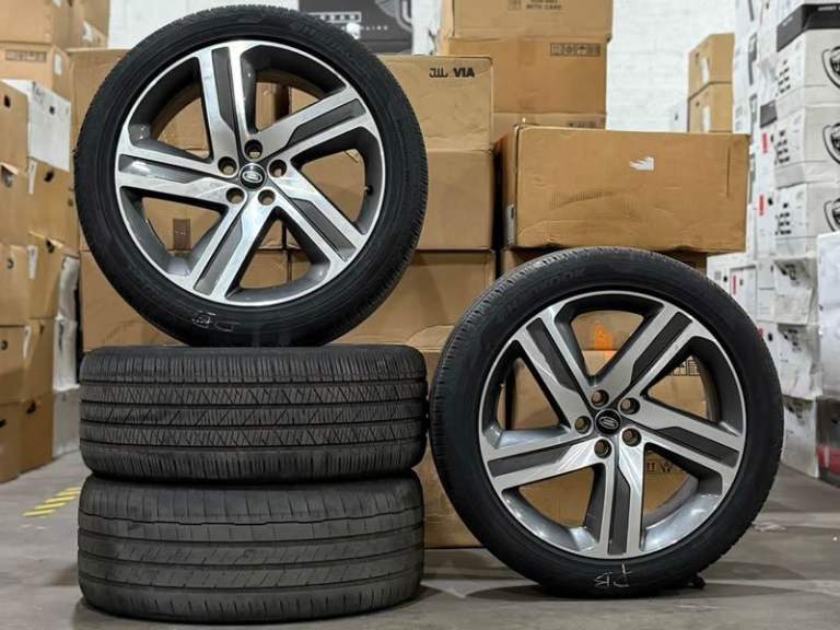 22" Genuine LAND ROVER DISCOVERY STYLE 5124 Alloy Wheels & HANKOOK Tyres