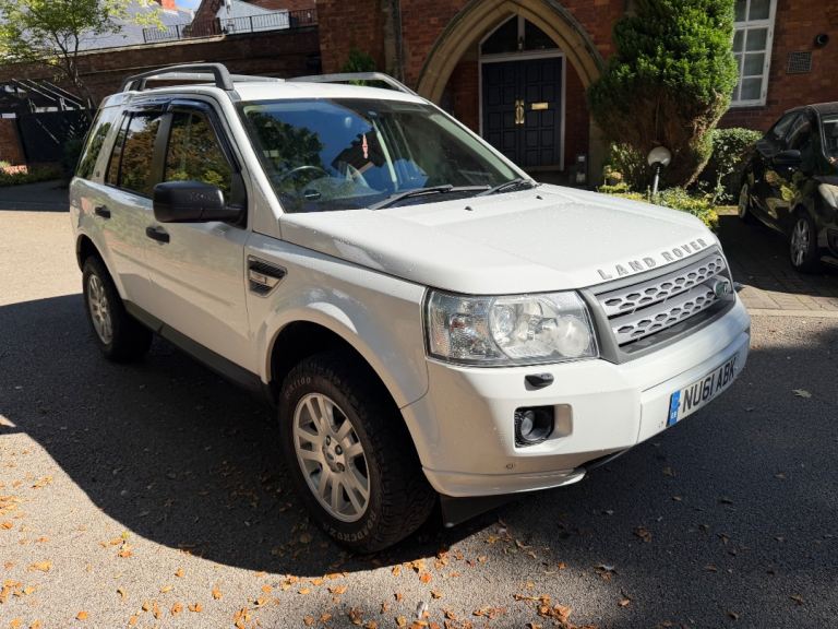 Land Rover, FREELANDER, Estate, 2011, Manual, 2179 (cc), 5 doors