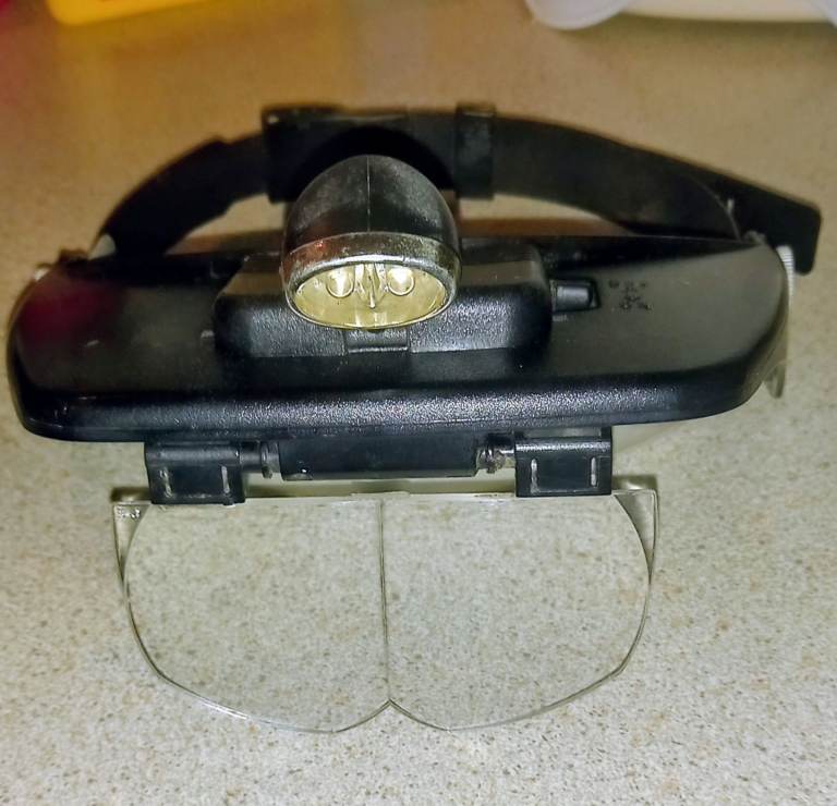 Magnifier Glass & Small Torch Headband