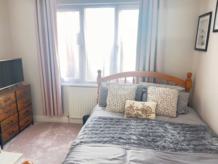 Spacious double room in Streatham 