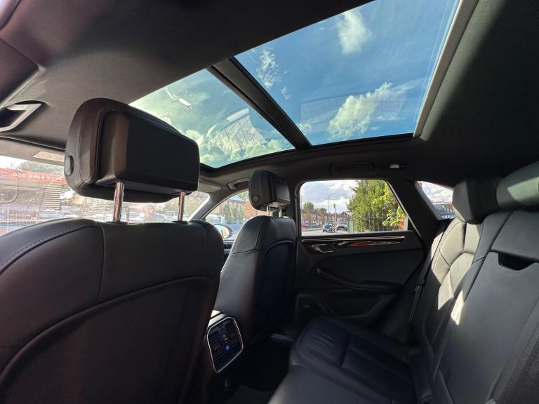 2019 Porsche Macan 3.0T V6 S PDK 4WD Euro 6 (s/s) 5dr ESTATE Petrol Automatic