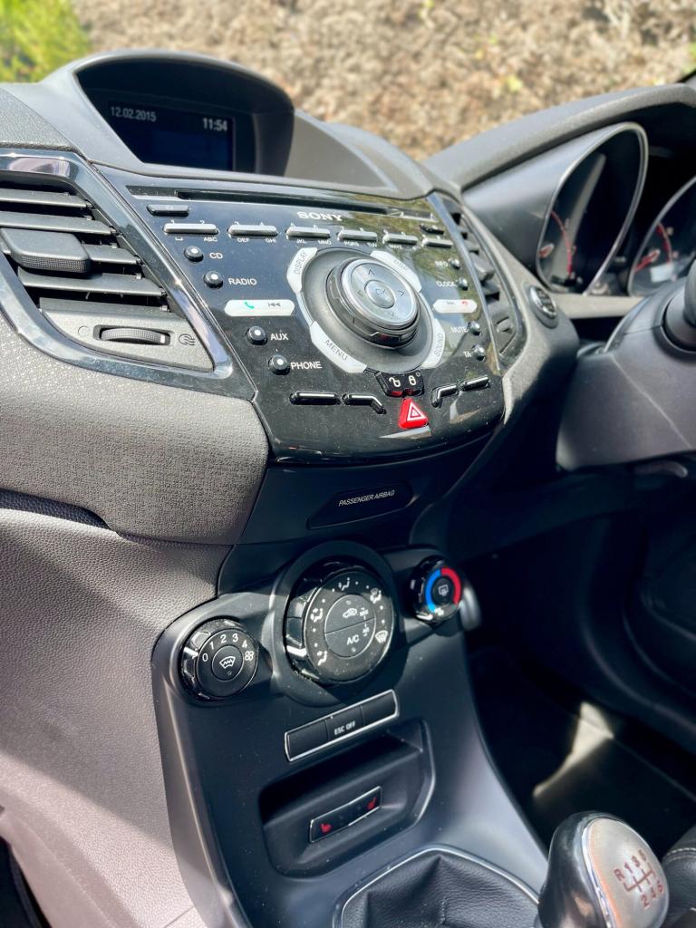 2015 FORD FIESTA ST-2 1.6 TURBO, PETROL , 180 BHP , 6 SPEED MANUAL 180 BHP