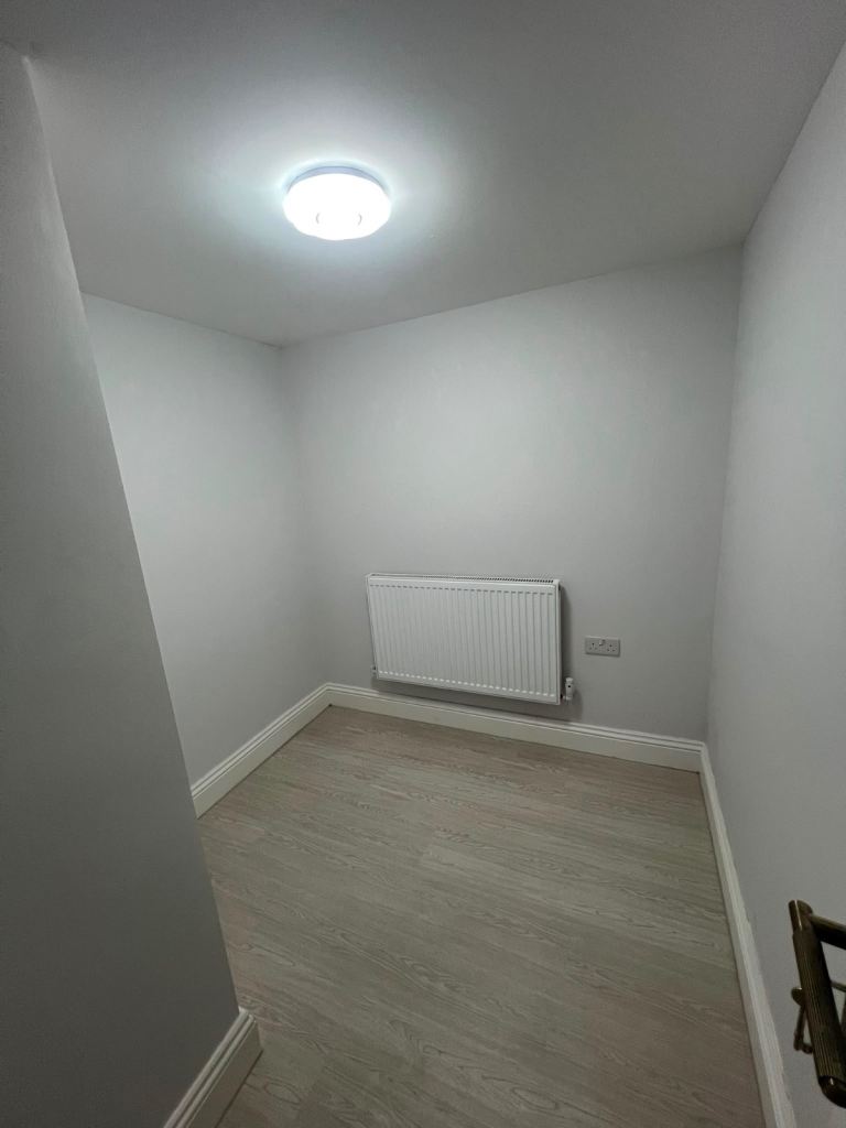 Newly Renovated Ensuite and Double Room to rent